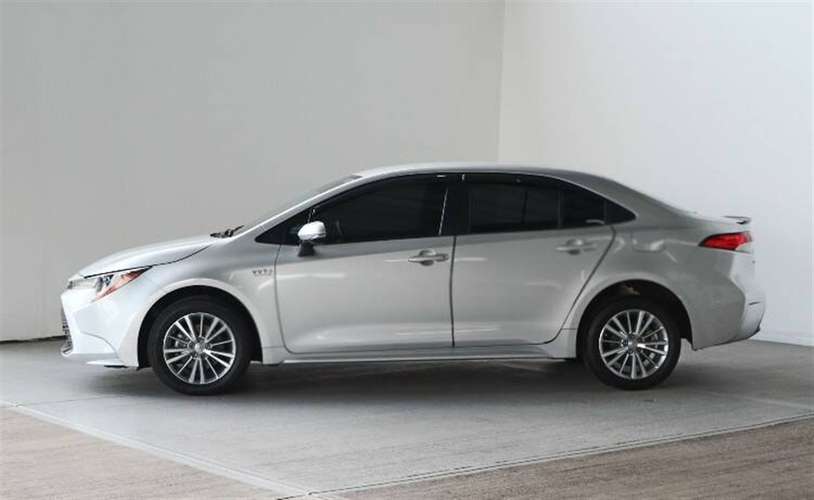 TOYOTA COROLLA 2023 AUTOMÁTICA GASOLINA GRIS - Imagen 3