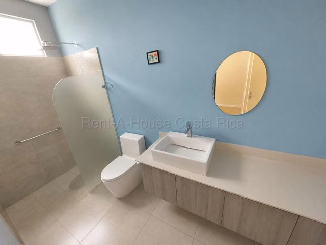 Alquiler de Casa AMUEBLADA en Belén-La Ribera, Heredia. - Imagen 15