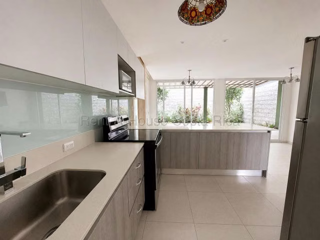Alquiler de Casa AMUEBLADA en Belén-La Ribera, Heredia. - Imagen 6