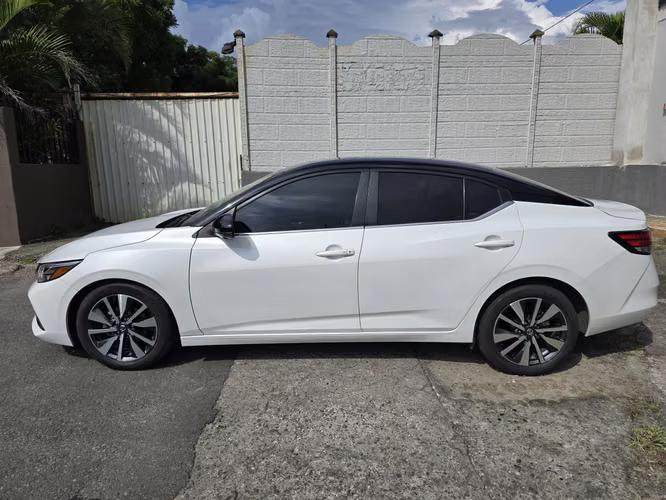 Nissan Sentra Exclusive