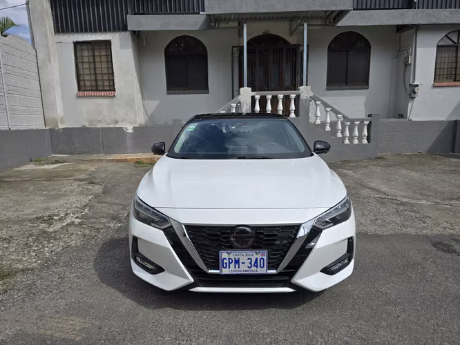 Nissan Sentra Exclusive