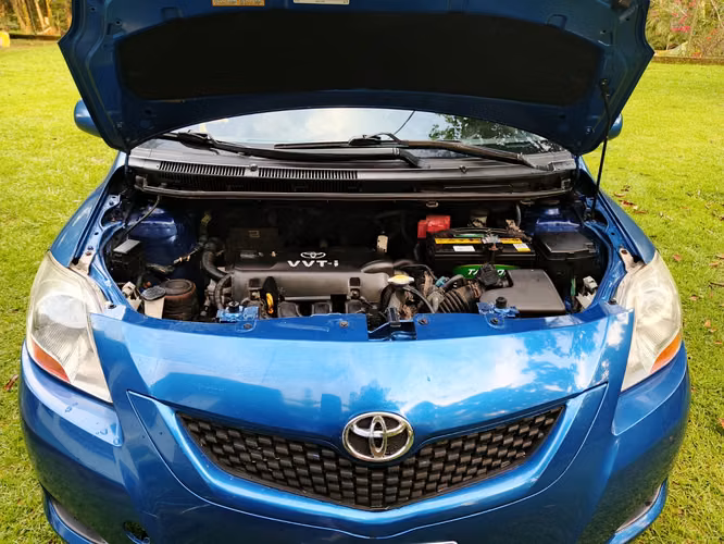 TOYOTA YARIS 2009 - Imagen 6