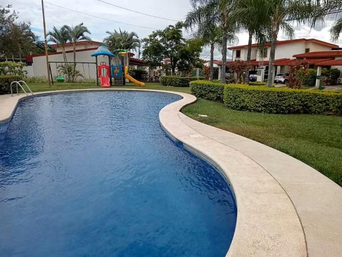 Casa de 2 habitaciones, 400.000