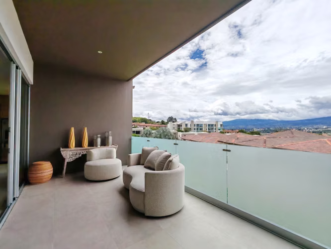 Apartamento de Lujo – Nuevo- 3 habitaciones- Vista - Imagen 7