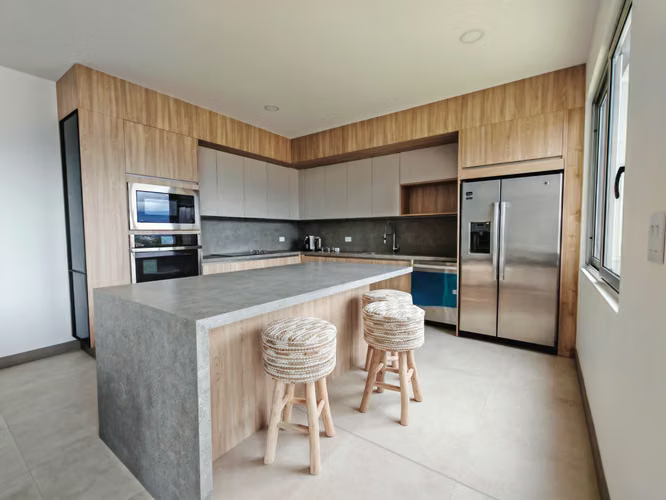 Apartamento de Lujo – Nuevo- 3 habitaciones- Vista - Imagen 3