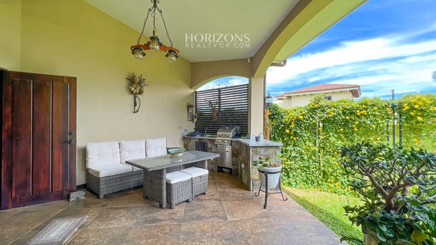 Residencia de Lujo en Venta Condominio Tierras del Este Curridabat NOJ981 - Imagen 10