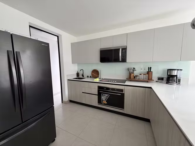 Casa en alquiler en Lindora Village, Santa Ana — $2,200 mensuales