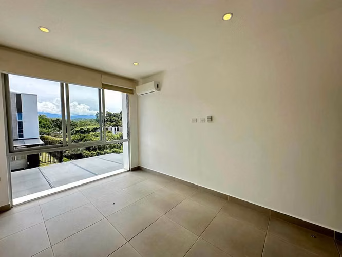 Venta de Casa en Condominio Vistas Santa Ana - Imagen 5