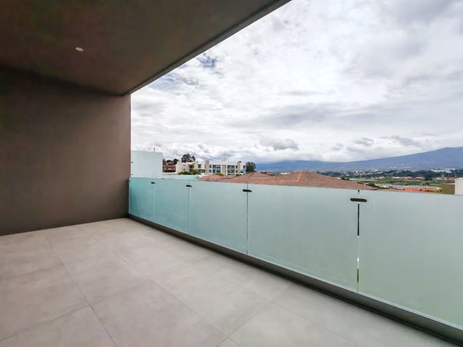 Guachipelín- Nuevo- Exclusividad- 3 habitaciones- Vista - Imagen 3
