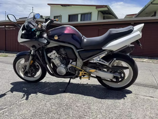 Yamaha FZS1000 Fazer, 1000cc - Imagen 6