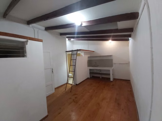 APARTA-ESTUDIO CERCA DE UCR INCLUYE AGUA, LUZ E INTERNET