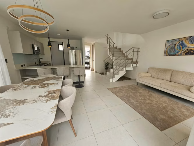 Alquiler de Casa - Lindora Santa Ana. - Imagen 2
