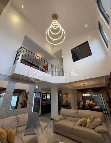 Se vende hermosa casa en San Joaquín de Flores Heredia - Imagen 3