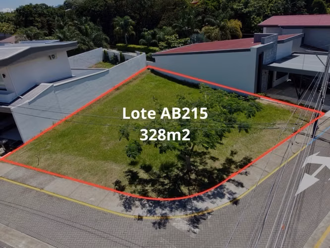 Lote Esquinero en Altabrisa Condo, Grecia – 328m², Construye un Sueño