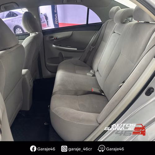 TOYOTA COROLLA GLi 2012 - Imagen 10