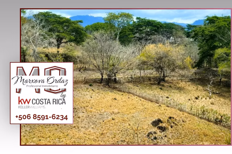 EN VENTA finca ganadera con vista al en Garabito