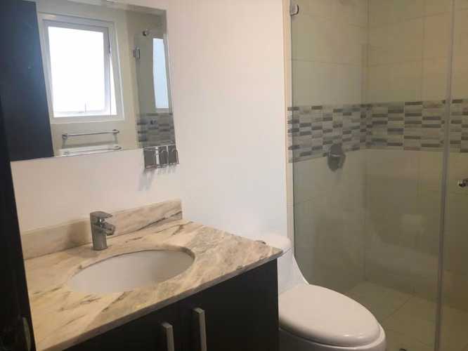 Alquiler de apartamento en Condominio con línea blanca en Sta Ana RH