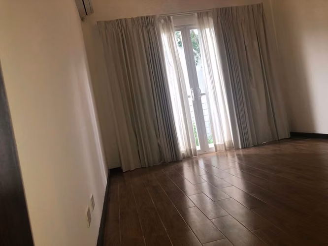Alquiler de apartamento en Condominio con línea blanca en Sta Ana RH