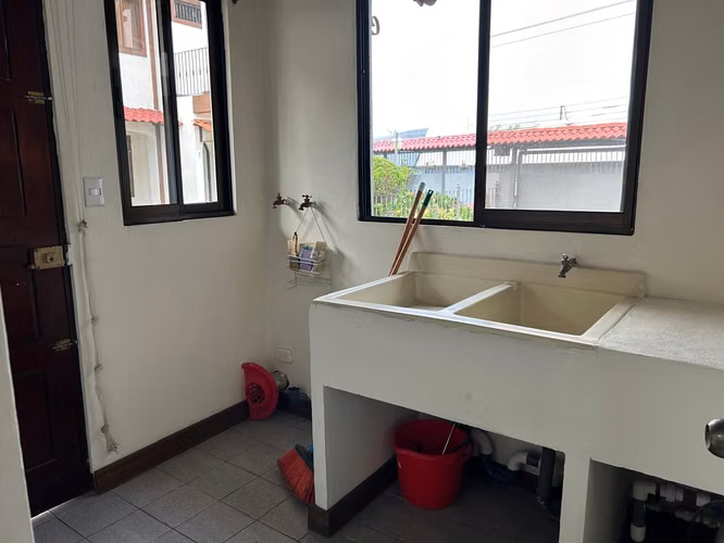 ALQUILER DE APARTAMENTO EN SAN PABLO DE HEREDIA - Imagen 9