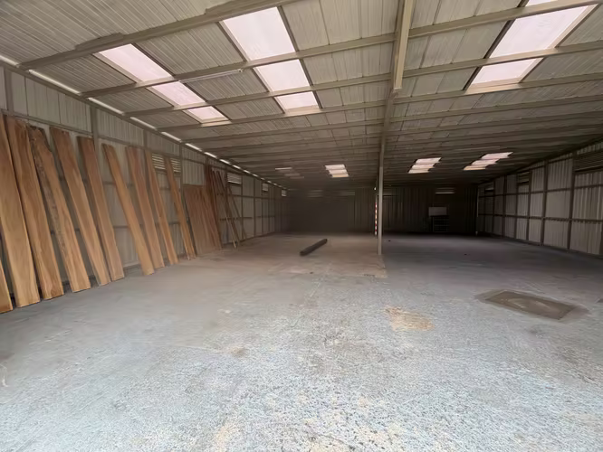Santa Ana Alquiler Bodega Condominio Comercial  RUTA27 = 200m2 - Imagen 2