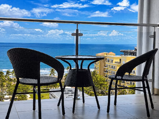 Luxury for sale or rent with a view of the Jaco beach