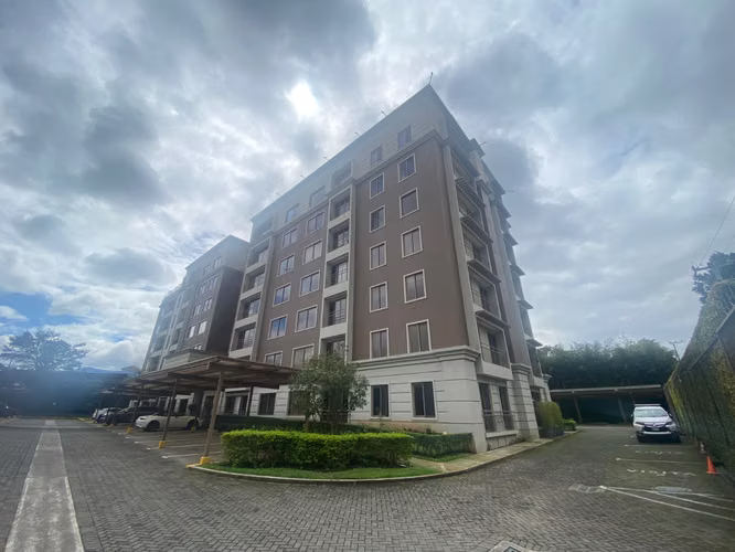 Apartamento 3 dormitorios en Condominio Ayarco Real