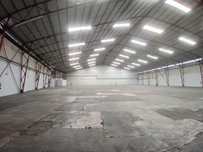 ALQUIILER DE BODEGA EN TIBAS, SAN JOSE - Imagen 10