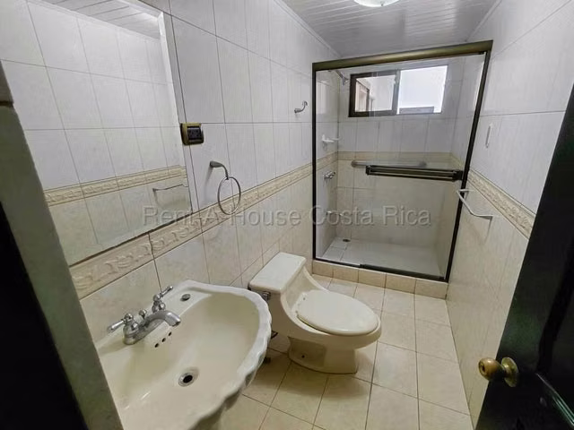 Alquiler de Casa en Montes de Oca-San Pedro. - Imagen 6