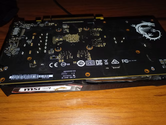 COMBO PC — i7-9700 + GTX 1650 + 16 GB RAM + SSD 480 GB
