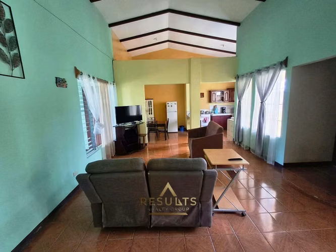 OFERTA!! Awesome Property... 2 Homes...Large Lot..Views! - Imagen 6