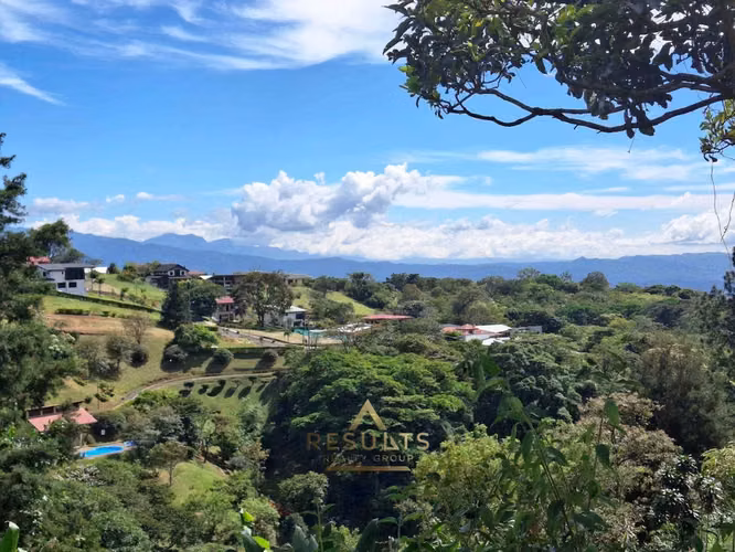 OFERTA!! Awesome Property... 2 Homes...Large Lot..Views! - Imagen 4