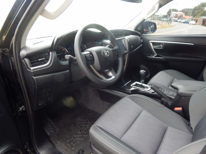 TOYOTA FORTUNER TDI AUTOMATICO 2027