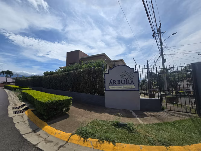 VENTA DE TERRENO EN CONDOMINIO ARBORA, DESAMPARADOS, ALAJUELA - Imagen 2