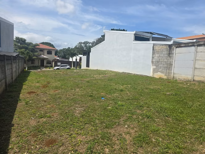 VENTA DE TERRENO EN CONDOMINIO ARBORA, DESAMPARADOS, ALAJUELA - Imagen 3