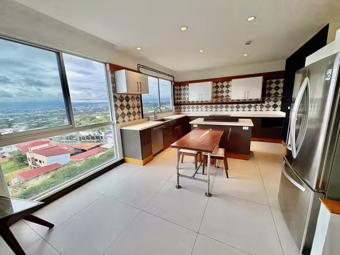 ESCAZU! AMPLIO PENTHOUSE AMOBLADO DE 3 HAB + SERVICIO /VISTAS PANORAMICAS - Imagen 3