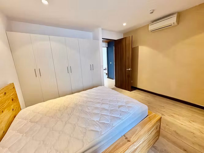 ESCAZU! AMPLIO PENTHOUSE AMOBLADO DE 3 HAB + SERVICIO /VISTAS PANORAMICAS - Imagen 13