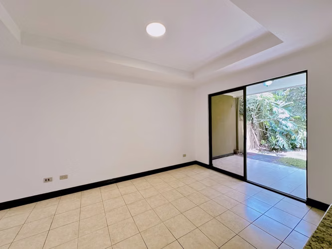 POZOS DE SANTA ANA: CASA EN ALQUILER DE 3 HAB EN CONDOMINIO CON LINEA BLANCA - Imagen 5