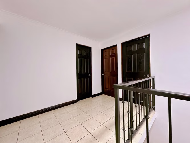 POZOS DE SANTA ANA: CASA EN ALQUILER DE 3 HAB EN CONDOMINIO CON LINEA BLANCA - Imagen 19