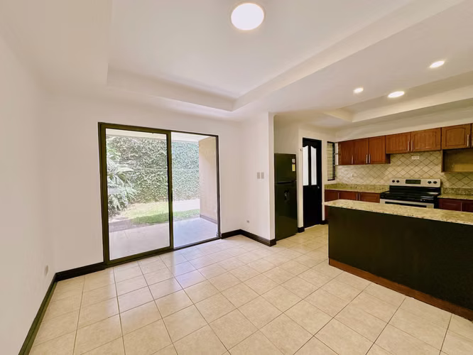 POZOS DE SANTA ANA: CASA EN ALQUILER DE 3 HAB EN CONDOMINIO CON LINEA BLANCA - Imagen 20