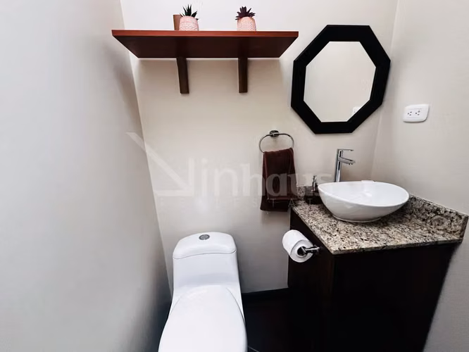 id 43428 Amplia casa en venta con piscina en Condominio La Floresta - Imagen 6