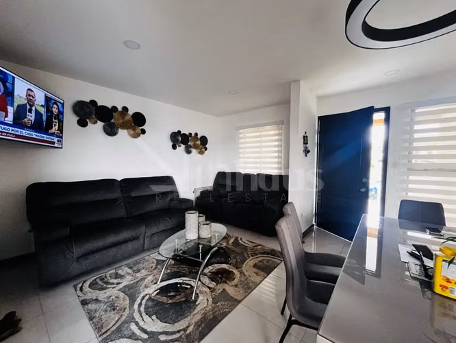 id 43428 Amplia casa en venta con piscina en Condominio La Floresta - Imagen 9