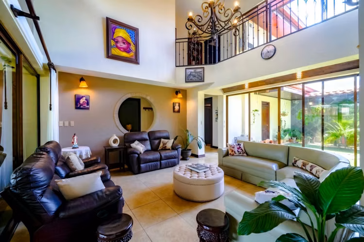 Residencia en venta, Vista Golf en Hacienda Los Reyes