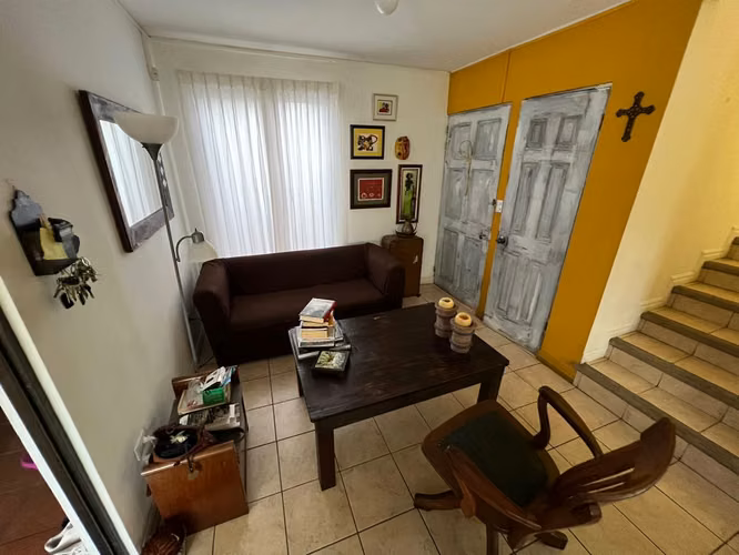 SE VENDE CASA EN RESIDENCIAL MONSERRAT - LA UNION - CONCEPCION - Imagen 4