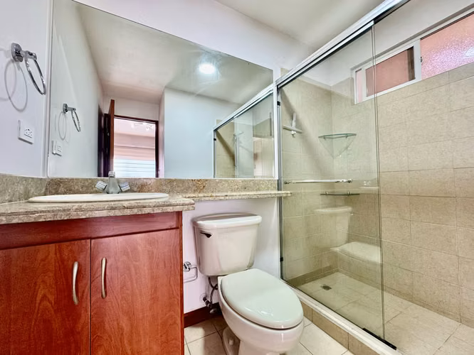 Apartamento tres dormitorios Bello Horizonte Escazu - Imagen 15