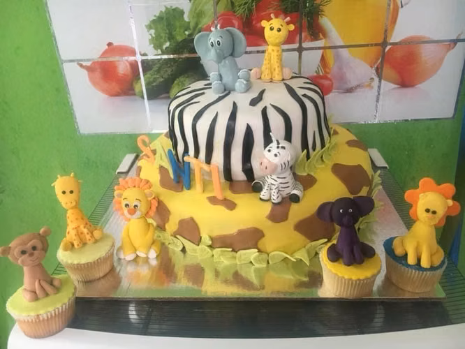 La Mesa Dulce de kary contamos con servicio a domicilio