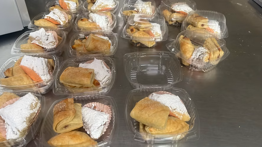 La Mesa Dulce de kary contamos con servicio a domicilio