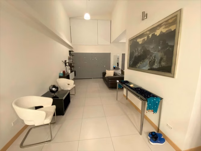 Loft amueblado de dos niveles en torre en Heredia - Imagen 6