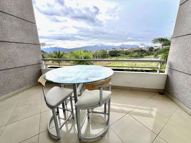 AL LADO DE AVENIDA ESCAZU! APARTAMENTO AMUEBLADO 2 HAB/2BAÑOS/2PARQUEOS - Imagen 4