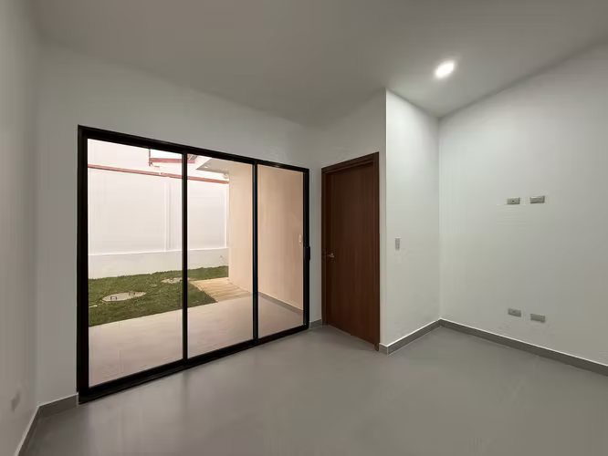 Venta de casa en Condominio La Francia, Alajuela - Imagen 11