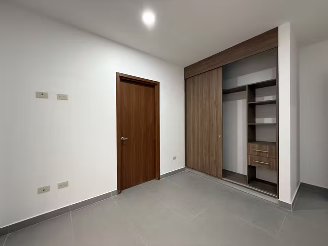 Venta de casa en Condominio La Francia, Alajuela - Imagen 12
